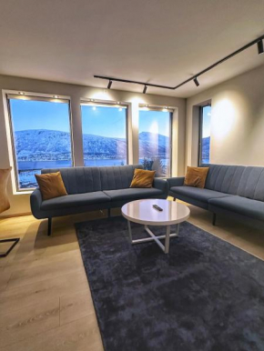 The Mountain View-1st floor